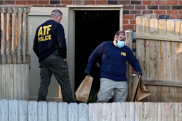 Authorities get around 500 tips on Nashville bomb