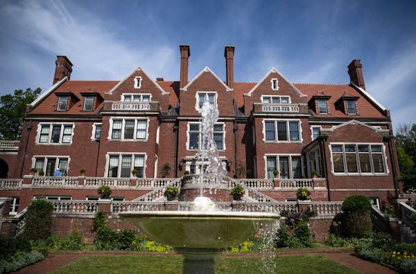 Glensheen Mansion.