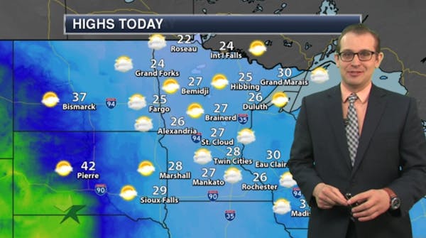Morning forecast: Clouds persist; high 28