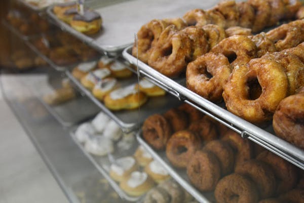 Food & Wine magazine claim that Minnesota’s best doughnut is at the Lindstrom Bakery, about 50 miles northeast of Minneapolis.