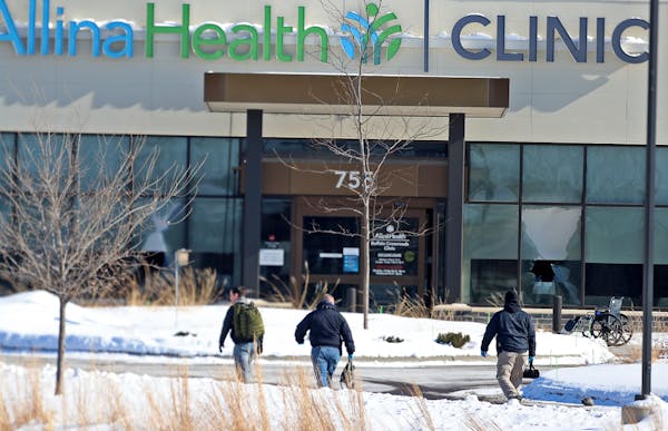 No clear motive after gunman shoots 5 at Allina clinic in Buffalo