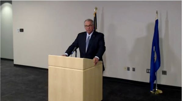 Hennepin County attorney announces charges against Derek Chauvin