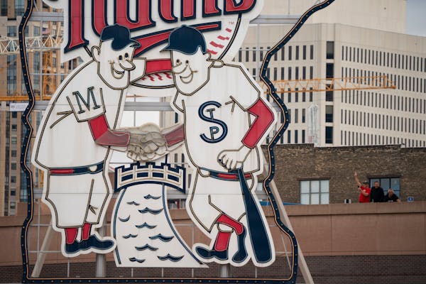 Patrick Reusse says the Twins should do right by their older fans and be able to purchase vaccines for their players so that fans, especially “shut-