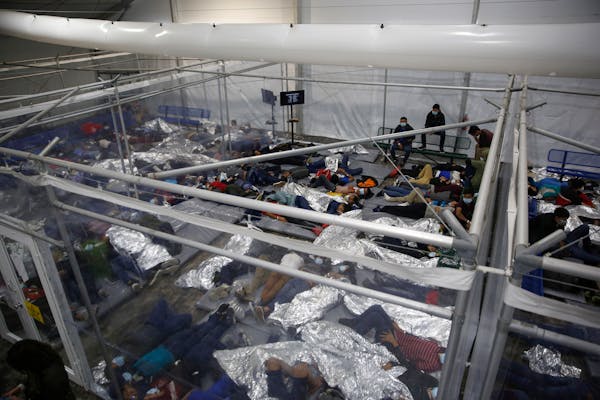 Over 4,000 migrants crowded into Texas facility