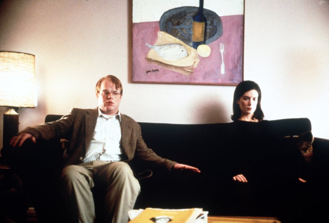 Philip Seymour Hoffman and Lara Flynn Boyle in 'Happiness.'