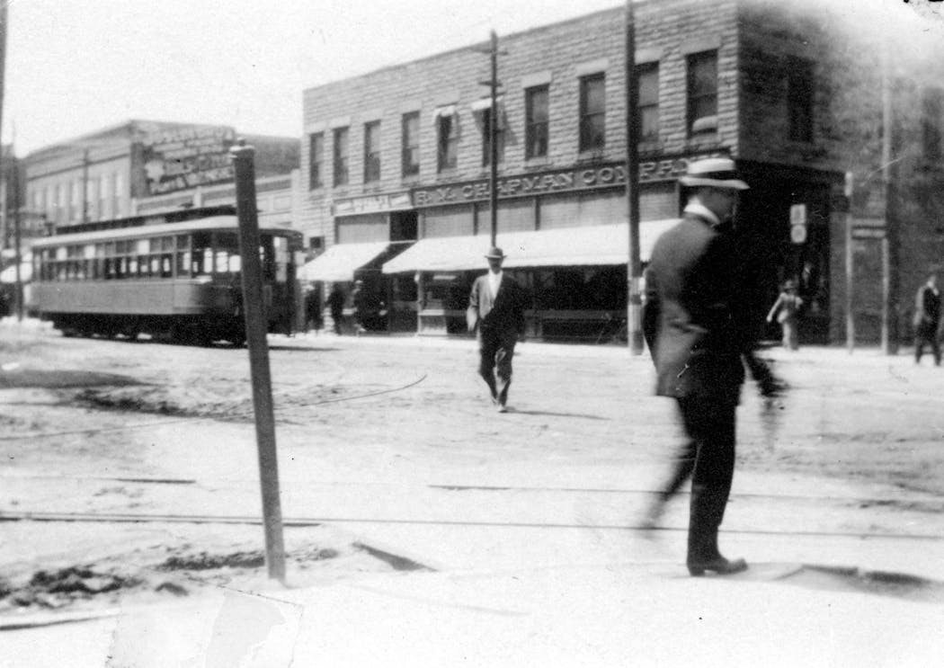 A streetcar traveling down Water Street in Excelsior in 1907.