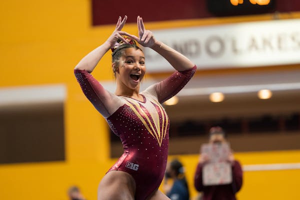 U women's gymnasts advance to NCAA meet; Wiskus ties for all-around at Big Tens