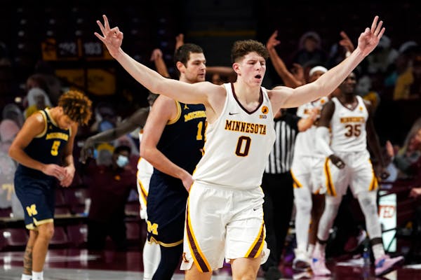 Liam Robbins became the eighth Gophers men’s basketball player to enter the NCAA trabsfer portal.