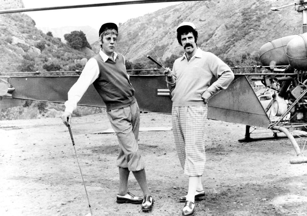 Donald Sutherland and Elliot Gould in 'M*A*S*H.'