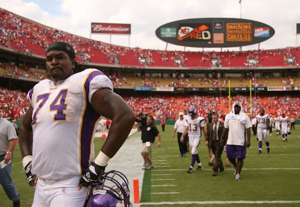 Former Vikings offensive lineman Bryant McKinnie, pictured in 2007.