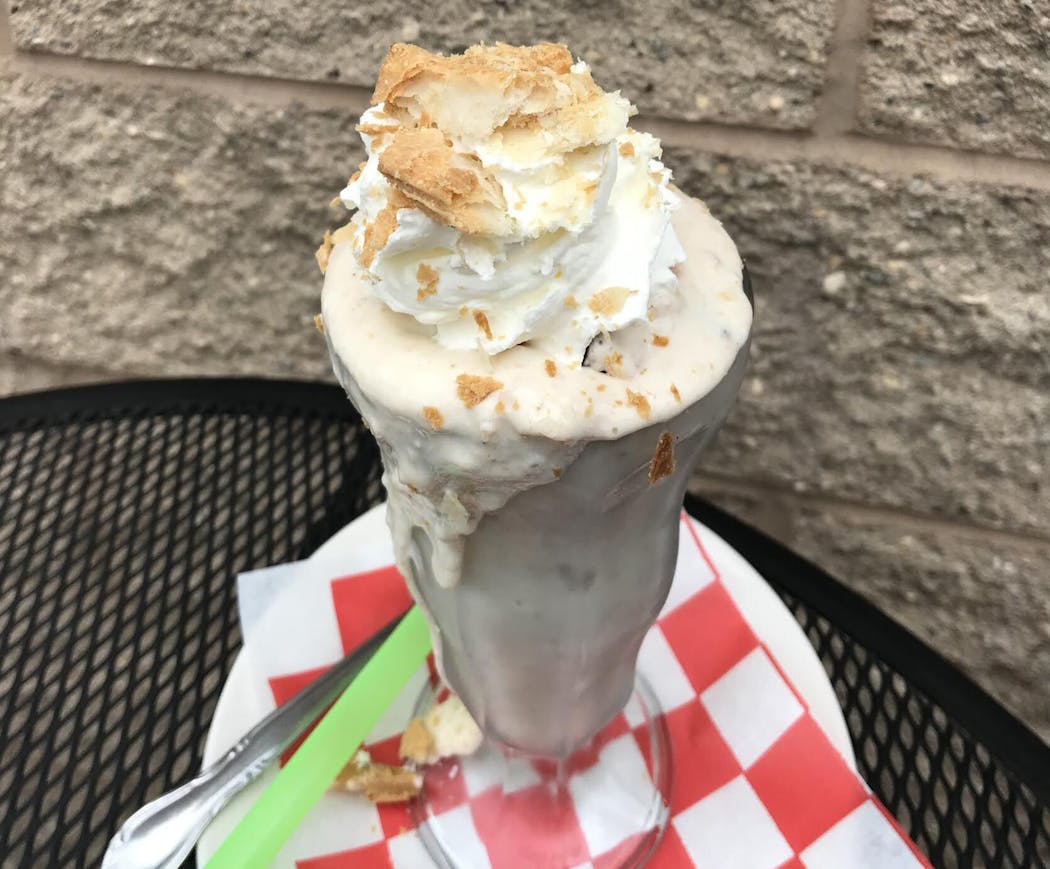 Rhubarb pie shake from Hot Hands