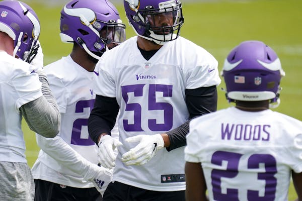 Anthony Barr (55) is entering his eighth season with the Vikings. 