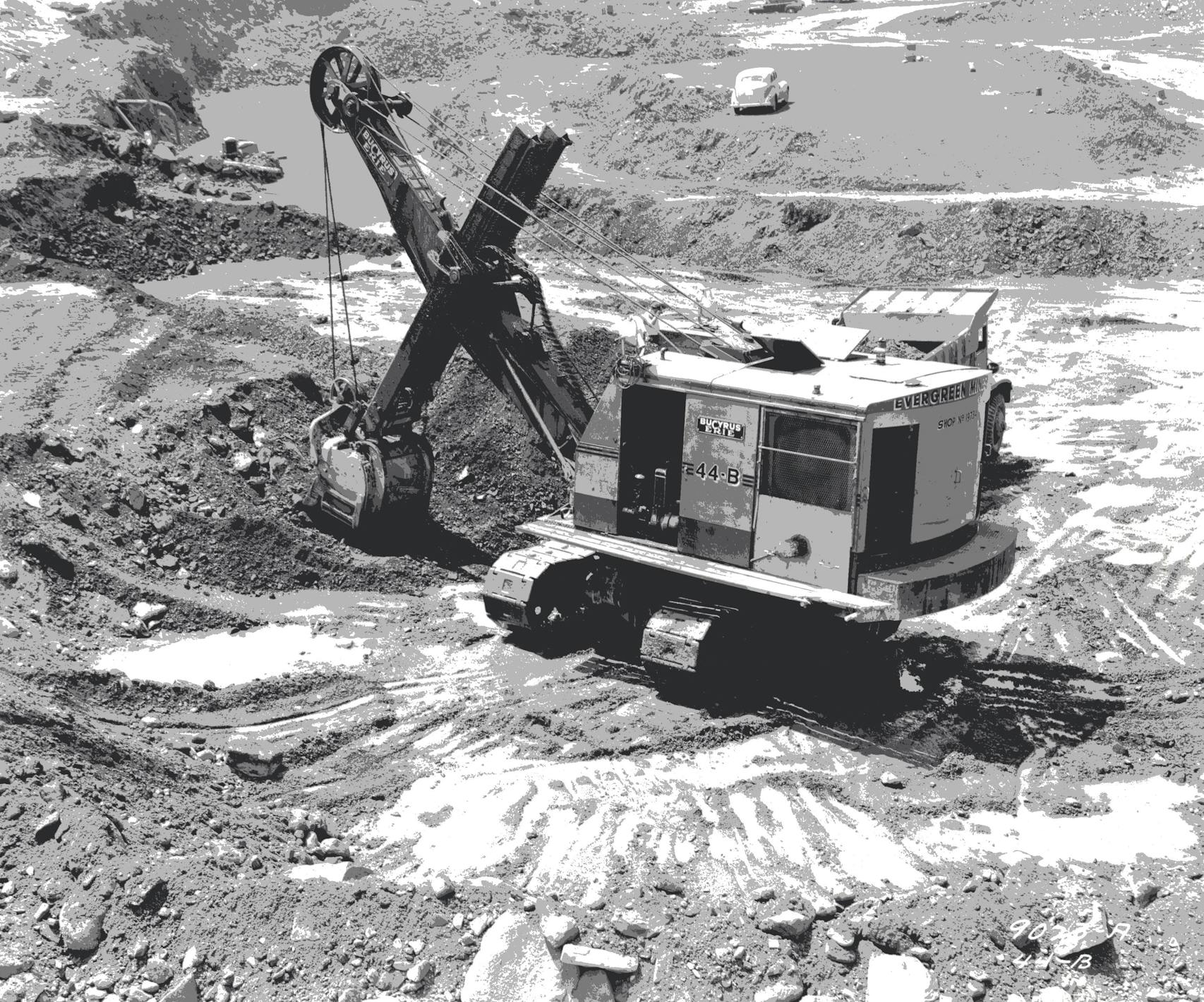 An excavator worked the Portsmouth mine. Date unknown.