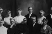 Around 1917, Anna Lindquist Knock, front row center, posed with all 10 of her children. Top row, from left, David, Emma, Hannah, Arthur, Mabel and Edw