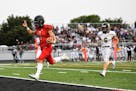 Shakopee quarterback Dominic Jackson (1) scored a rushing touchdown early in the game against Prior Lake. ] AARON LAVINSKY • aaron.lavinsky@startrib