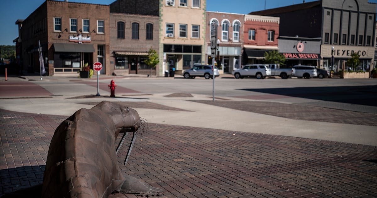 More Twin Cities suburbs draw on public art to develop sense of place