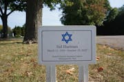 A temporary placard marks Sid Hartman’s grave at the Minneapolis Jewish Cemetery.