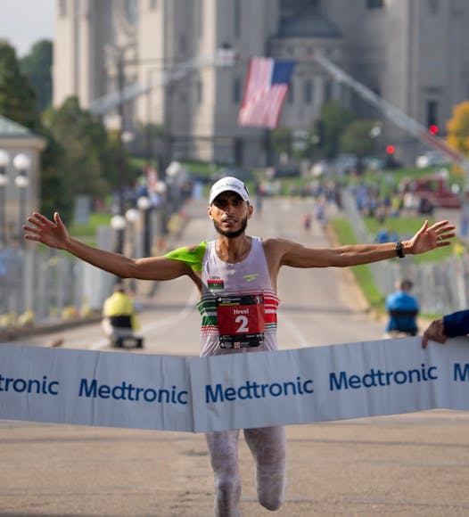 Mohamed Hrezi of Phildadelphia was the men’s winner with his time of 2:15:22. 