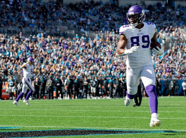 Vikings tight end Chris Herndon scored his first touchdown with the team in the second quarter.