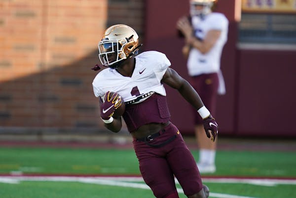 Gophers running back Cam Wiley enters transfer portal