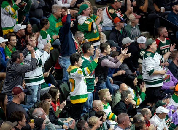 Reusse: State's most loyal sports audience gets a brilliant return to hockey