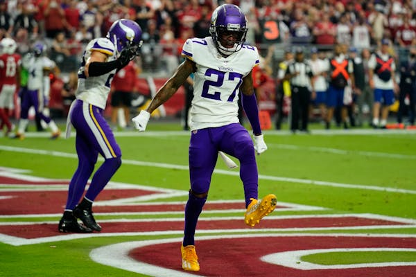 Dantzler will replace 'grandfather' Peterson in Vikings lineup
