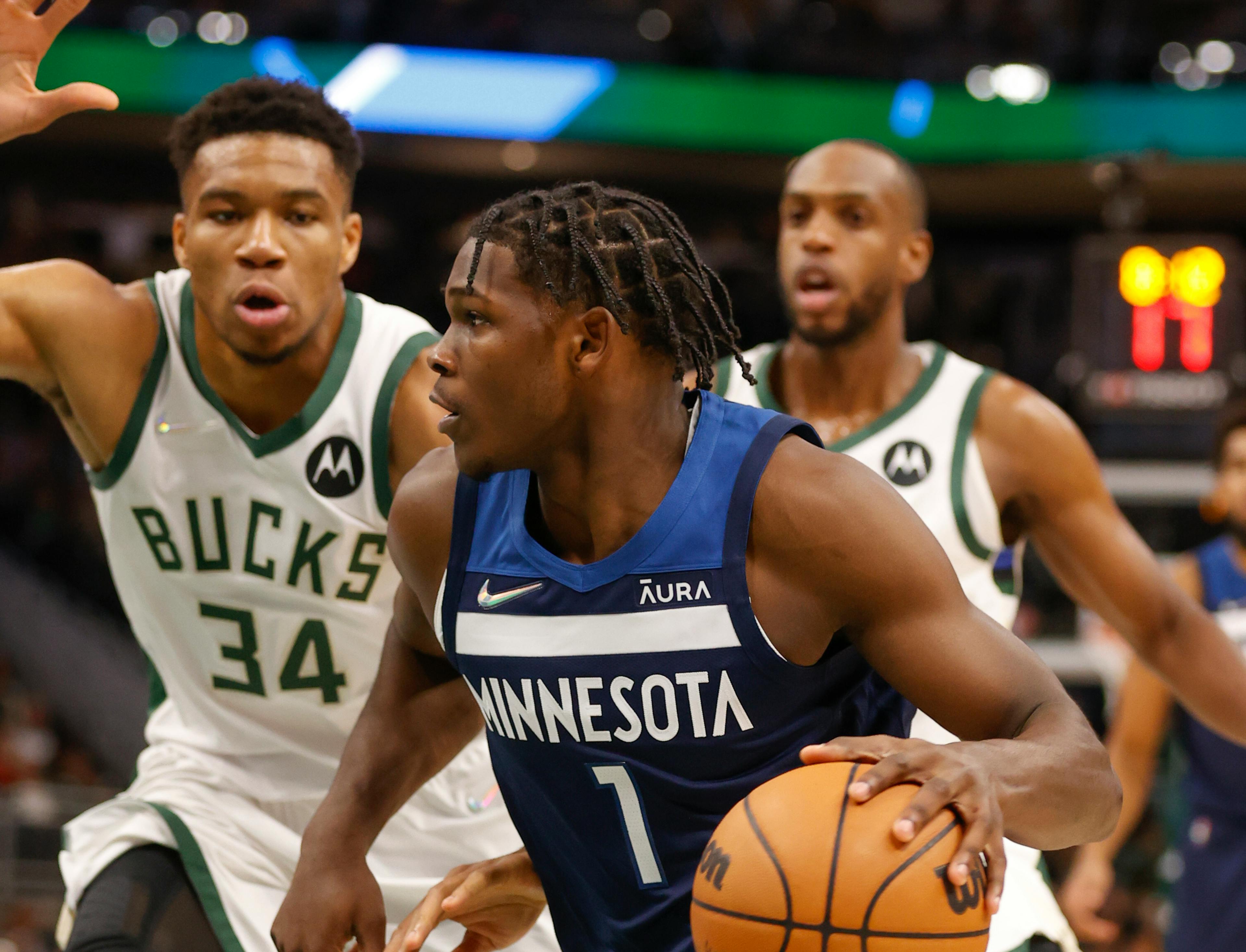 Meeting their challenge, Timberwolves hold off Bucks rally to beat defending NBA champs | Star Tribune