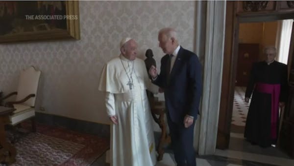 Biden: Pope told him to 'keep receiving communion'