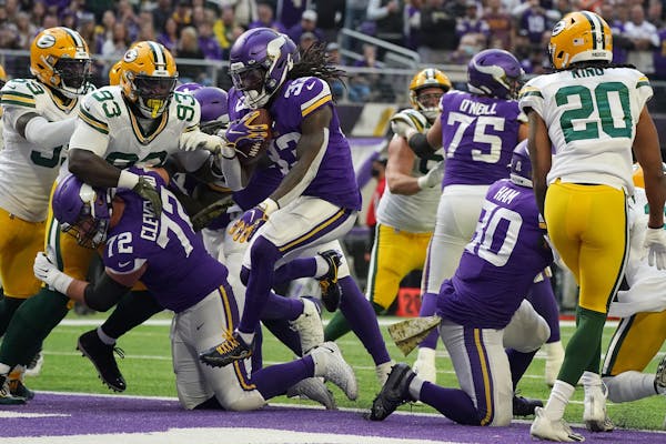 Packers' inept red-zone defense again no match for crafty Vikings