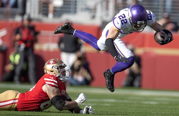 Vikings safety Harrison Smith had an early interception against the 49ers. 