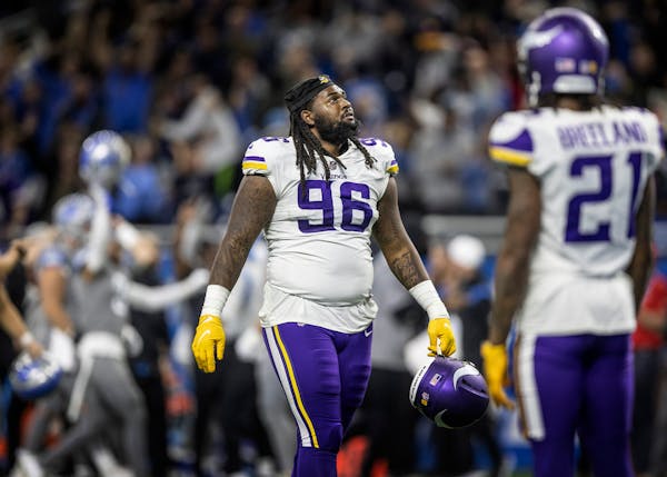 Minnesota Vikings defensive tackle Armon Watts (96) walked off the field after Sunday’s 29-27 loss.