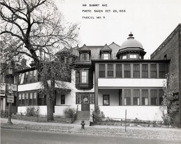 The long-lost section of Summit Avenue in St. Paul was home to a handful of mansions. 