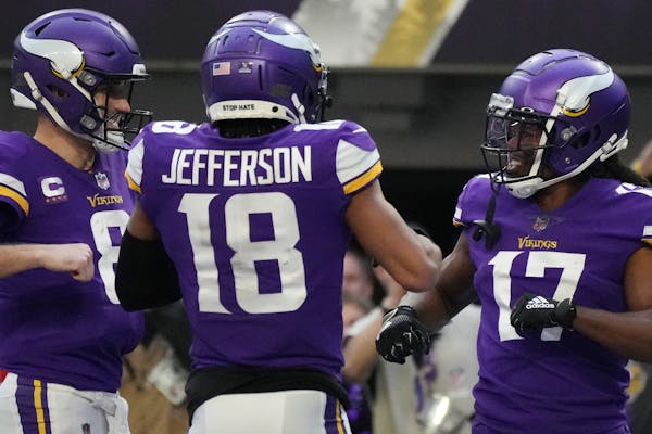 Beginning of the end? Vikings await big decisions after beating Bears