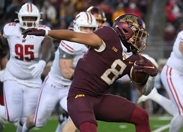 Ky Thomas led the Gophers with 824 rushing yards on 166 carries in 2021.