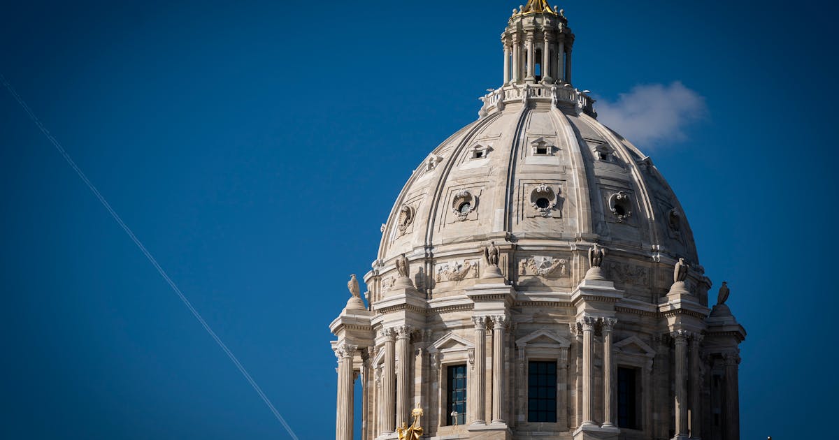 Minnesota's  2040 carbon-free energy bill poised for Walz's signature