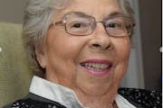 Retired Twin Cities cooking teacher Lois Lee dies at 95