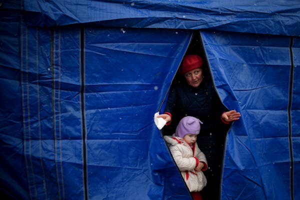 U.N. refugee agency: 1 million flee Ukraine in less than a week