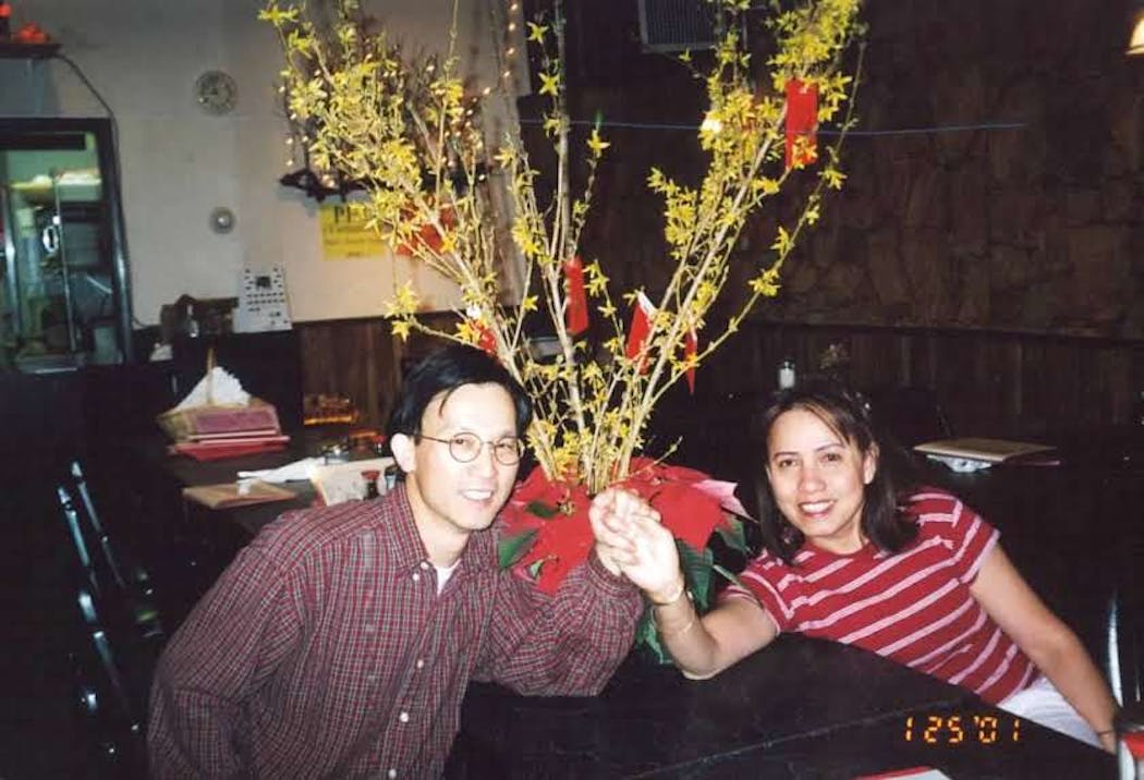 Kiet and Camdi Phan, owners of Camdi Restaurant, in 2001. The restaurant will close March 26, 2022.