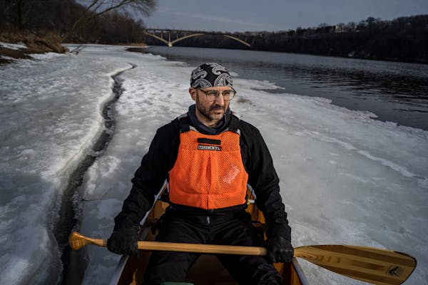 Minnesota canoeist's outing on frigid Mississippi River went very wrong