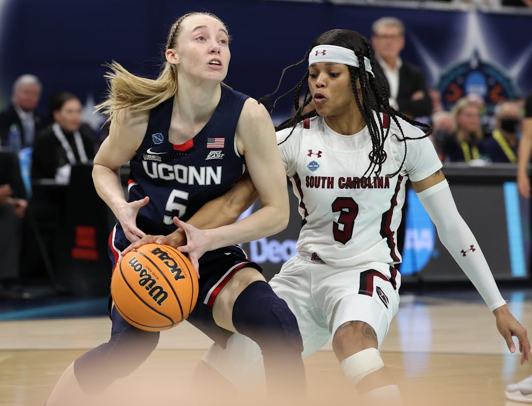 MN native, UConn's Paige Bueckers inspires fans of all ages