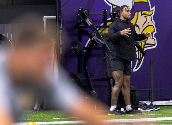 Vikings tight end Irv Smith Jr. stayed on the sideline Tuesday while other pass catchers ran routes with quarterback Kirk Cousins.