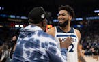 Karl-Anthony Towns was congratulated by his father, Karl Towns Sr., after Game 4 of the Timberwolves playoff series with the Grizzlies.
