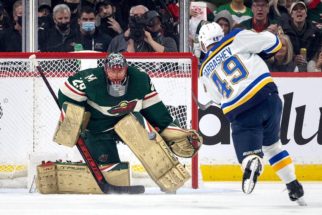 Blues shut down Wild offense, take 4-0 victory in Game 1 of NHL playoffs