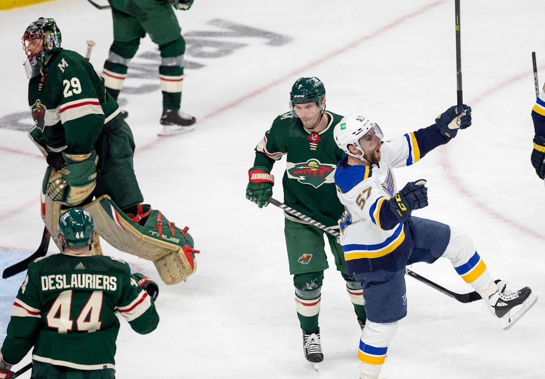 Blues shut down Wild offense, take 4-0 victory in Game 1 of NHL
