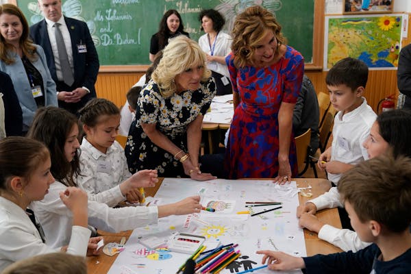 Jill Biden meets Ukraine refugees in Bucharest school