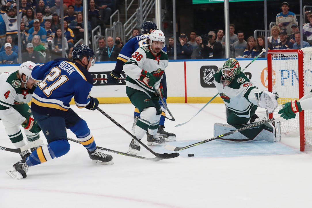 Blues eliminate Wild with blowout win in Game 6