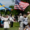 The American Swedish Institute in Minneapolis celebrated the lifting of the majstang (maypole) in 2009. Minnesota has more residents of Swedish and No