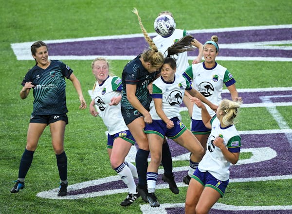 Aurora holds lead until final minute of debut, draws with Green Bay