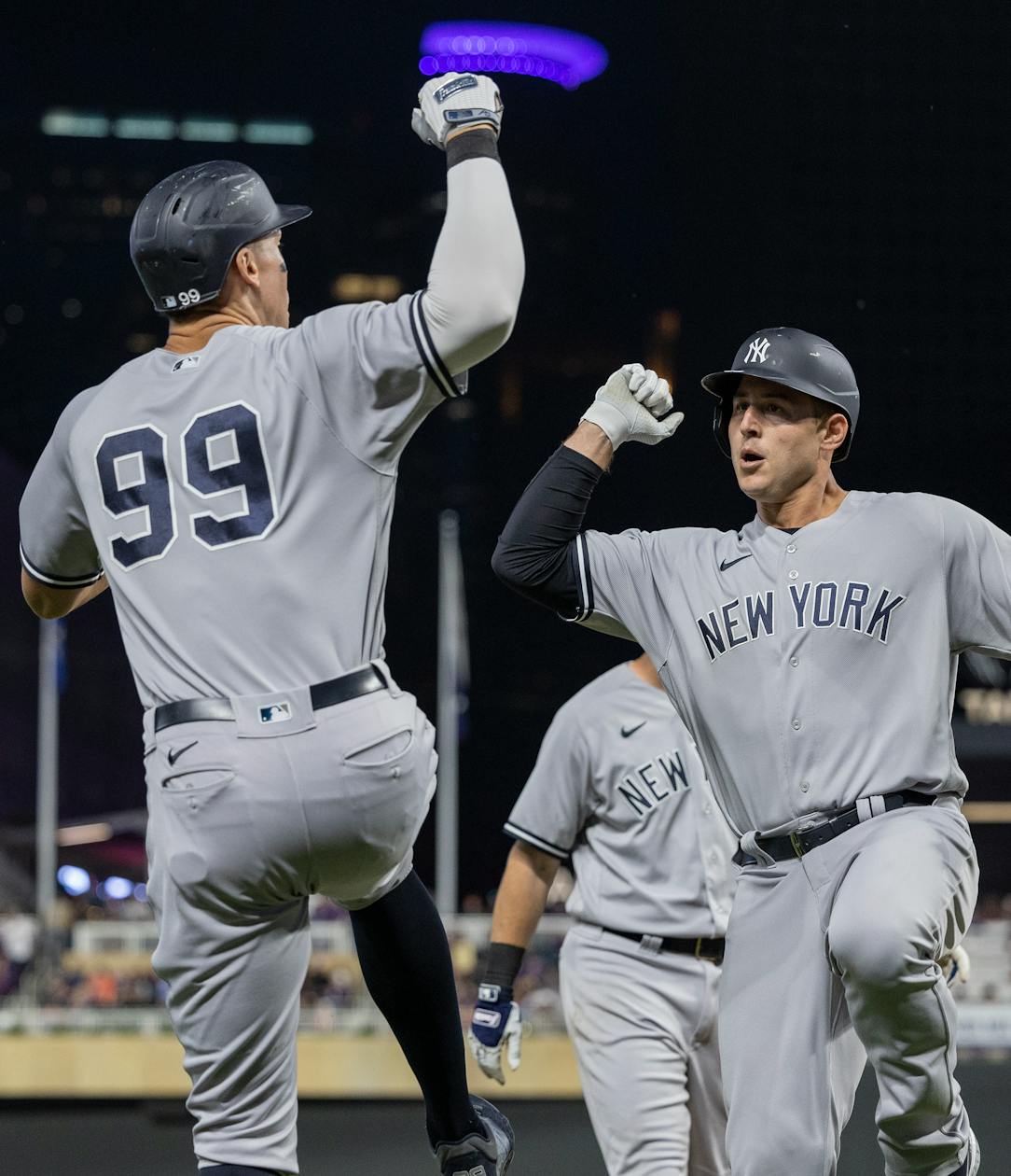Yankees start with a bang, Twins go out with a whimper in 10-4 loss