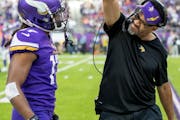 After stars lobby to keep him, Vikings rely on McCardell's bond with receivers